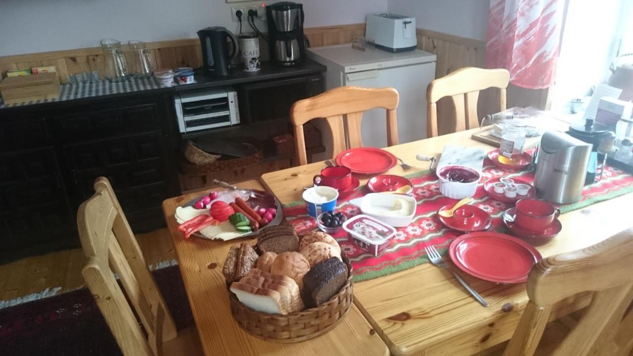 卡尔达塔鲁度假屋 Tõlliste 外观 照片